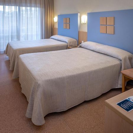 Caprici Beach Hotel & Spa Santa Susanna Exterior photo