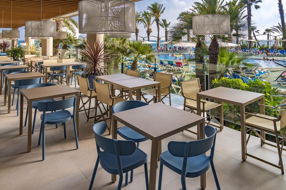 Caprici Beach Hotel & Spa Santa Susanna Exterior photo