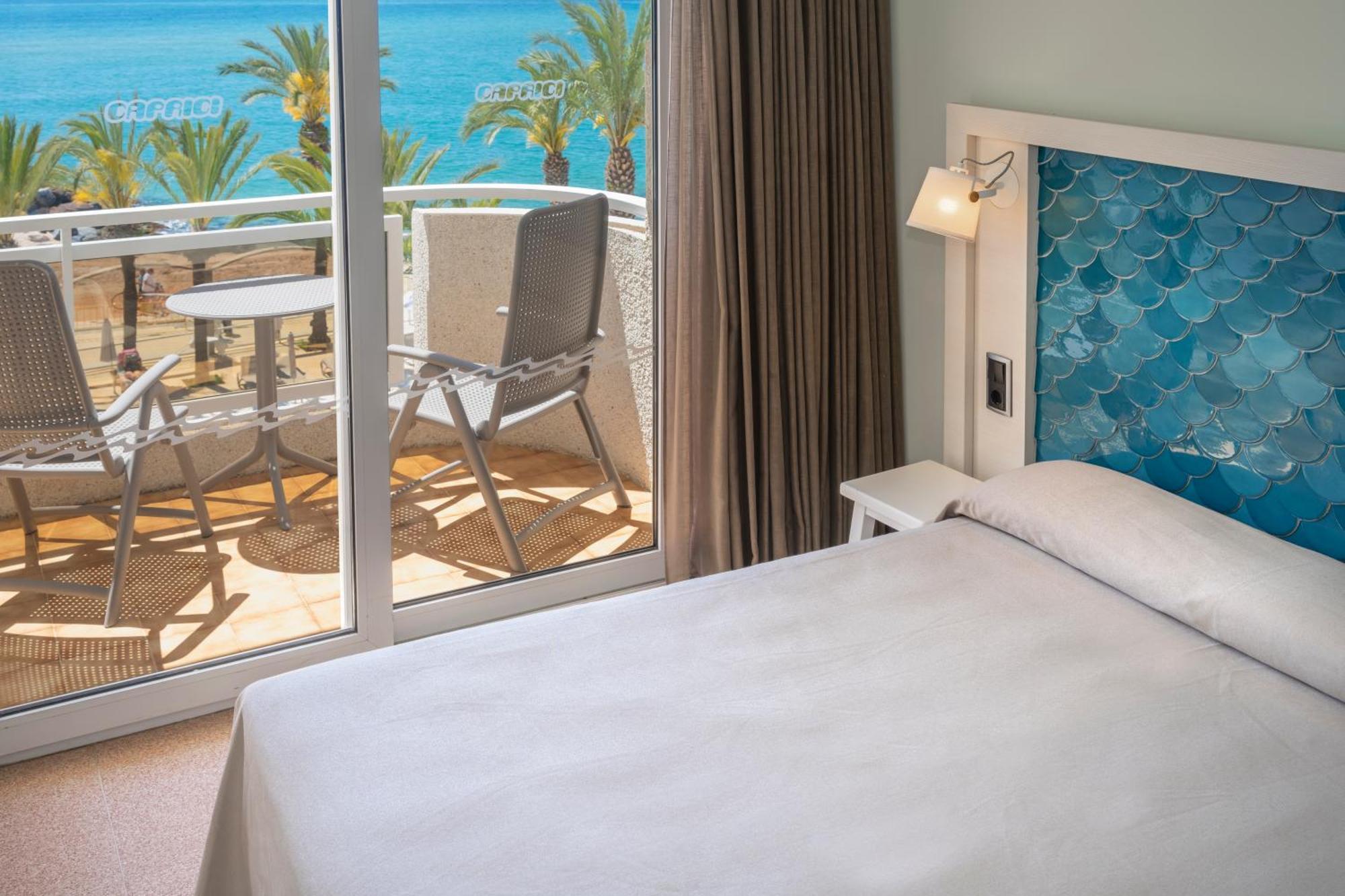 Caprici Beach Hotel & Spa Santa Susanna Exterior photo